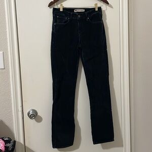 Levi's Women's Demi Curve Classic Rise Slim Leg Jeans Size 28
